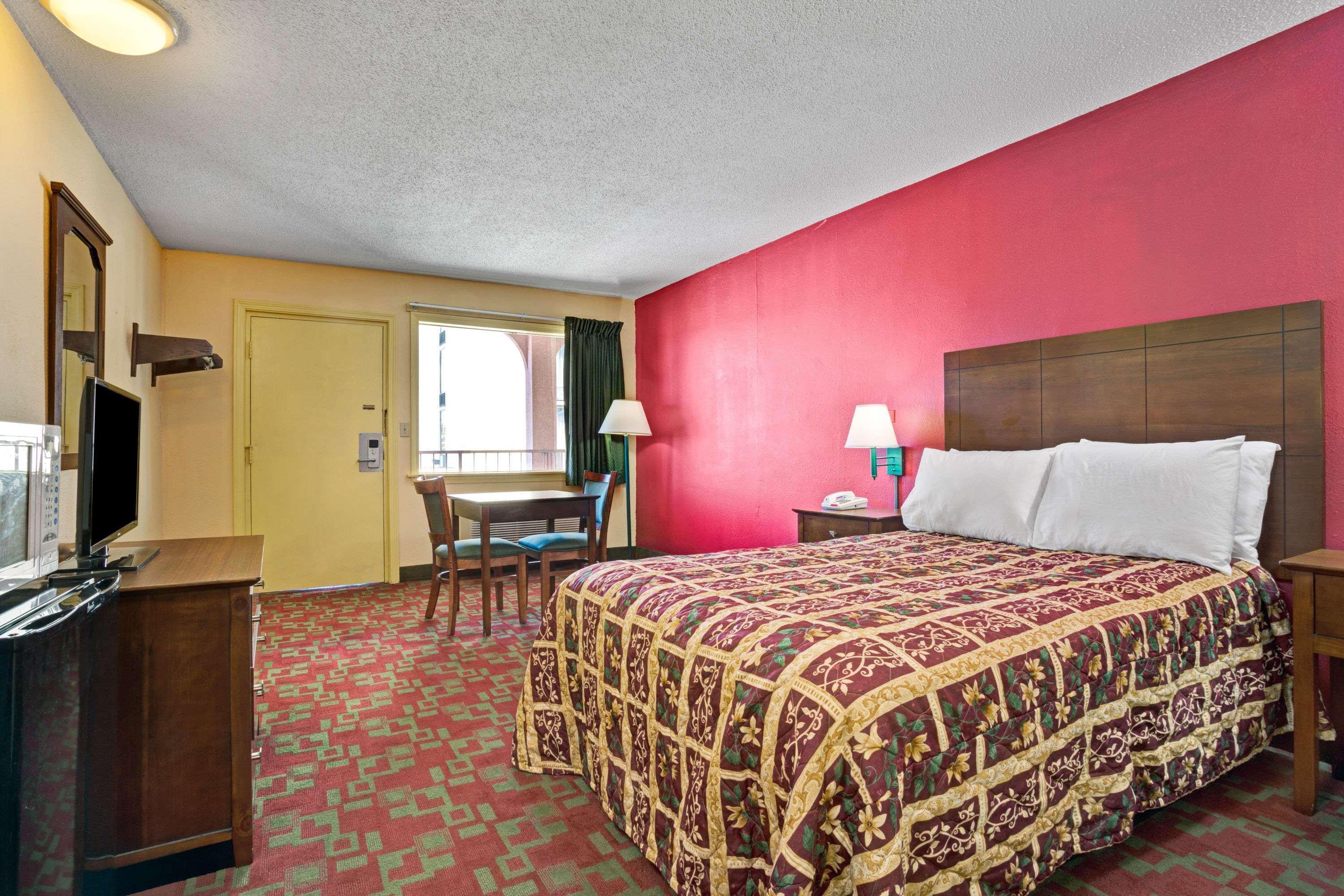 Days Inn By Wyndham Elizabeth City Esterno foto